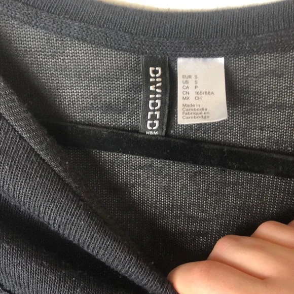 Black Lace Detailed Lon Sleeves Divided Cropped Sweatshirt! - Picture 5 of 6